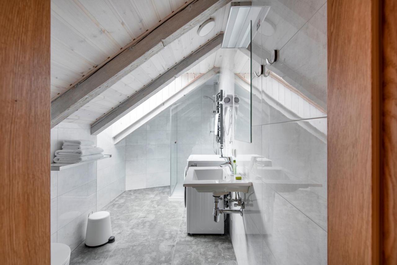 Small Attic Rooms In Kaunas Old Town Kültér fotó